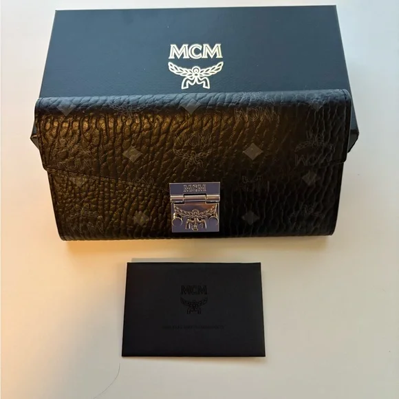 MCM Visetos Patricia Wallet - Picture 2 of 8